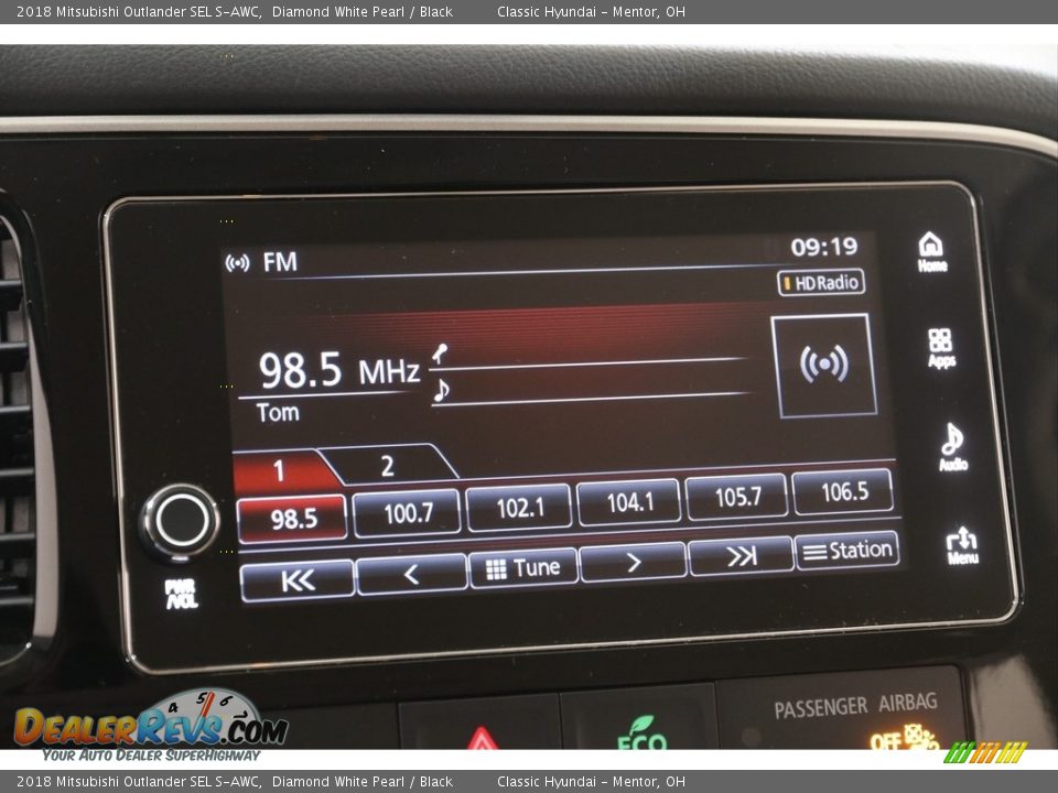 2018 Mitsubishi Outlander SEL S-AWC Diamond White Pearl / Black Photo #12