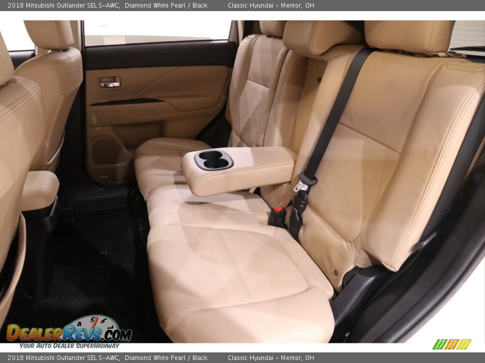 2018 Mitsubishi Outlander SEL S-AWC Diamond White Pearl / Black Photo #19