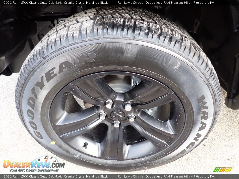 2021 Ram 1500 Classic Quad Cab 4x4 Granite Crystal Metallic / Black Photo #9