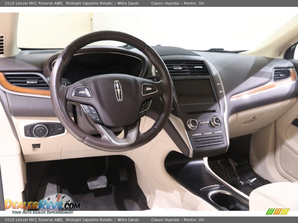 Dashboard of 2016 Lincoln MKC Reserve AWD Photo #6