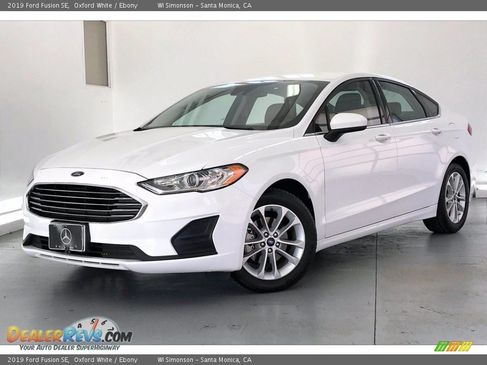 2019 Ford Fusion SE Oxford White / Ebony Photo #12