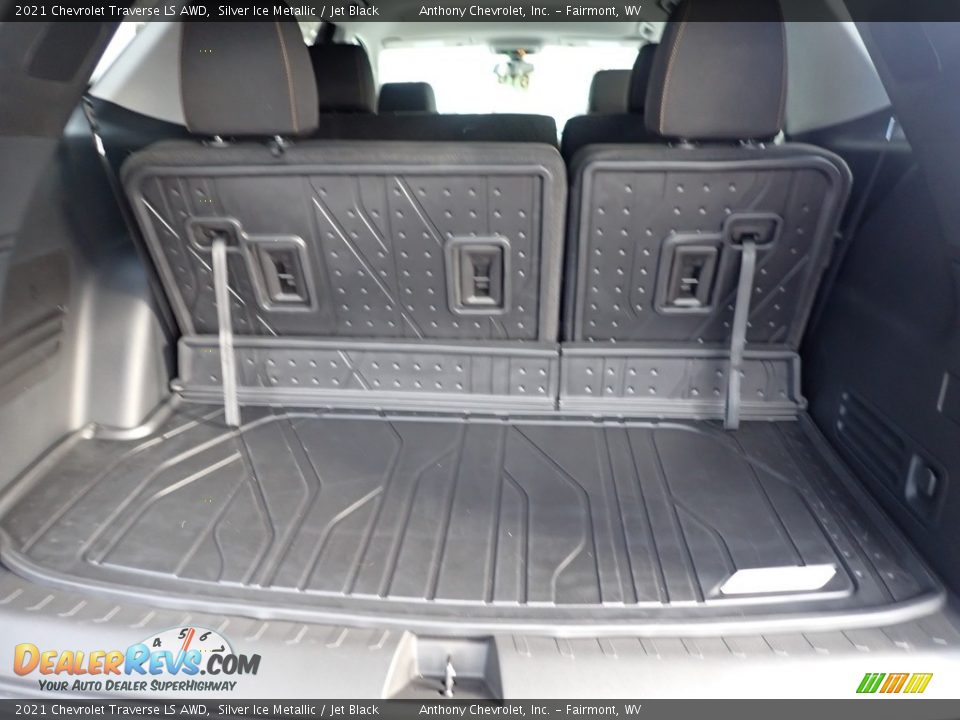 2021 Chevrolet Traverse LS AWD Silver Ice Metallic / Jet Black Photo #6