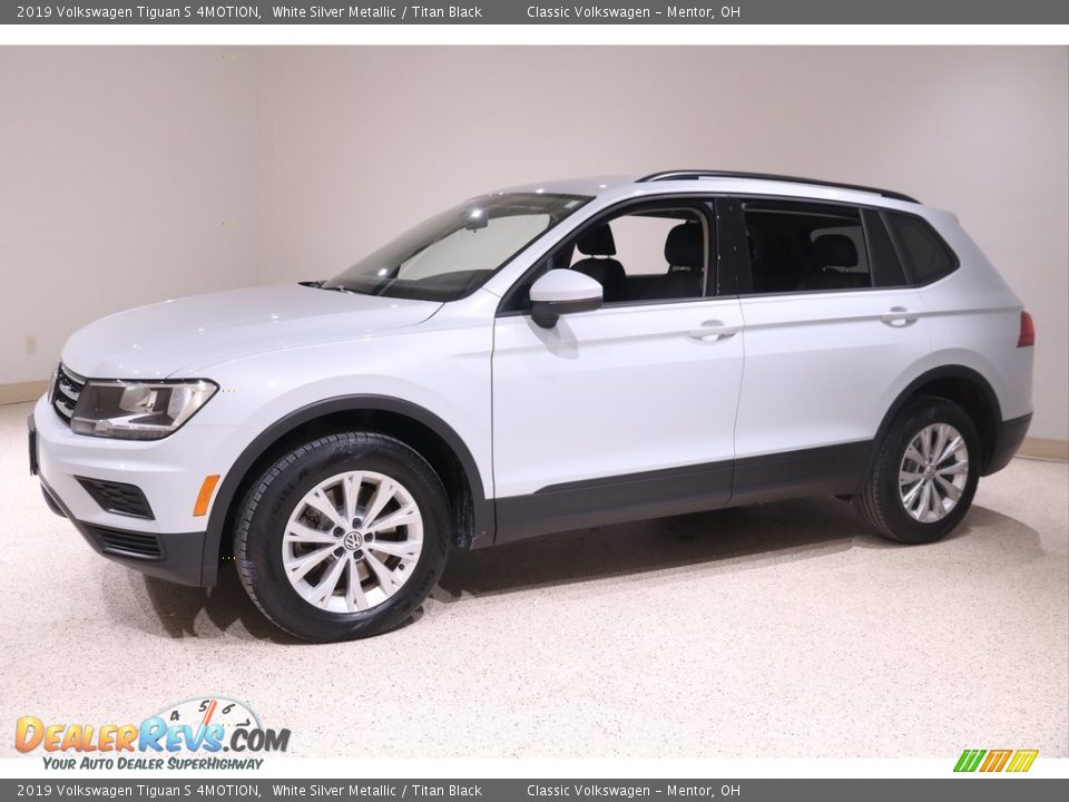 2019 Volkswagen Tiguan S 4MOTION White Silver Metallic / Titan Black Photo #3