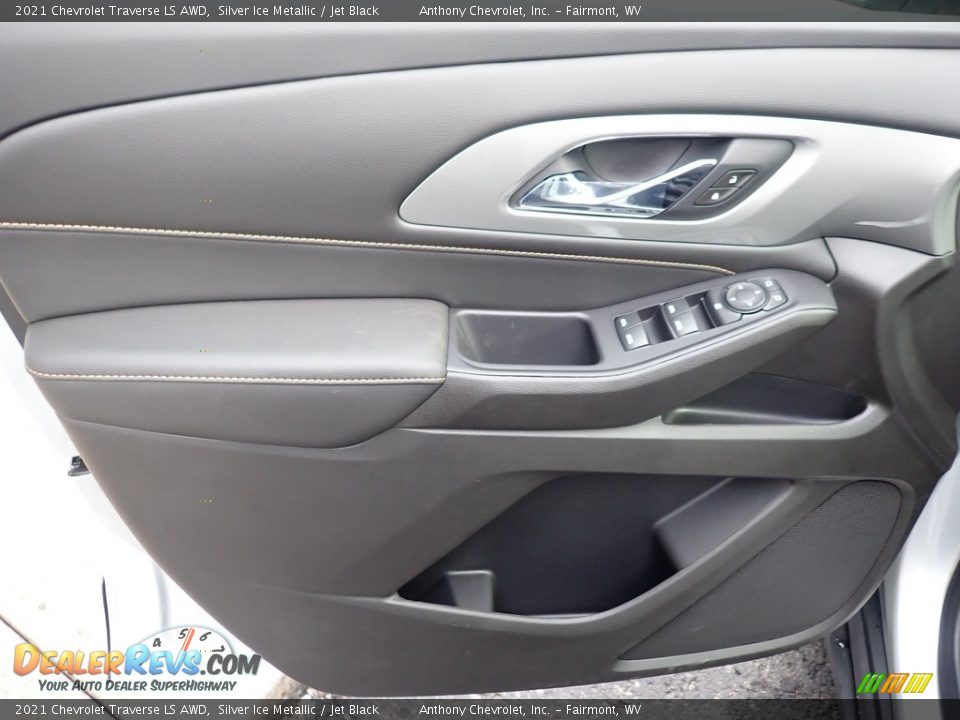 2021 Chevrolet Traverse LS AWD Silver Ice Metallic / Jet Black Photo #15
