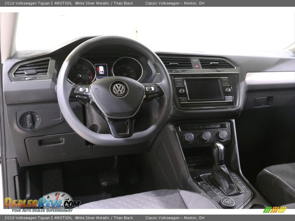 2019 Volkswagen Tiguan S 4MOTION White Silver Metallic / Titan Black Photo #6