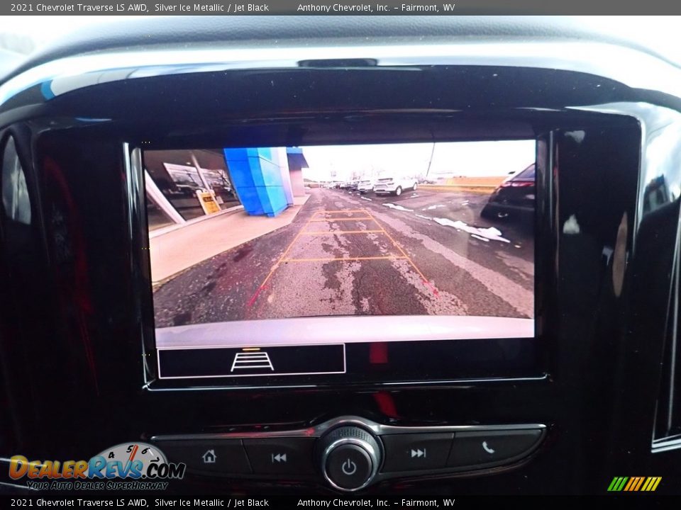 2021 Chevrolet Traverse LS AWD Silver Ice Metallic / Jet Black Photo #18