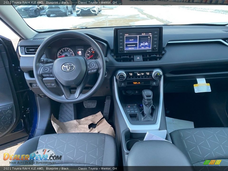 2021 Toyota RAV4 XLE AWD Blueprint / Black Photo #4
