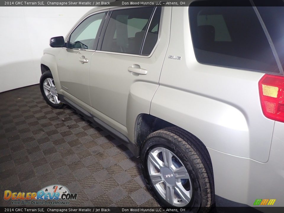 2014 GMC Terrain SLE Champagne Silver Metallic / Jet Black Photo #18