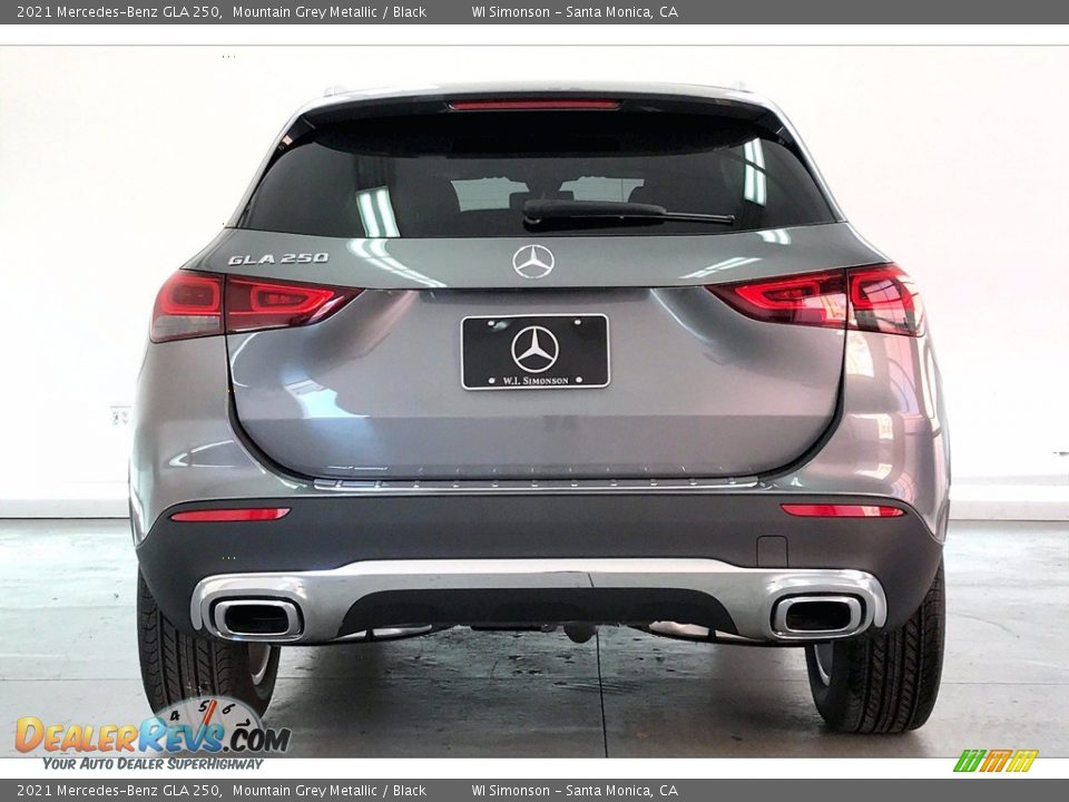 2021 Mercedes-Benz GLA 250 Mountain Grey Metallic / Black Photo #3