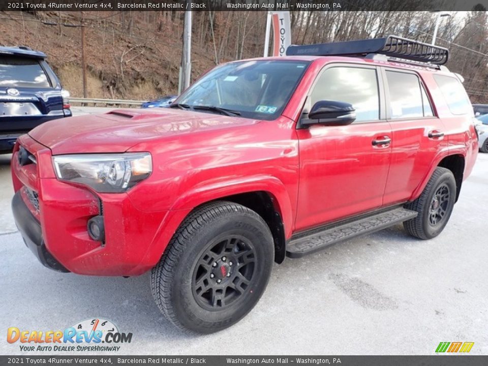 Front 3/4 View of 2021 Toyota 4Runner Venture 4x4 Photo #8