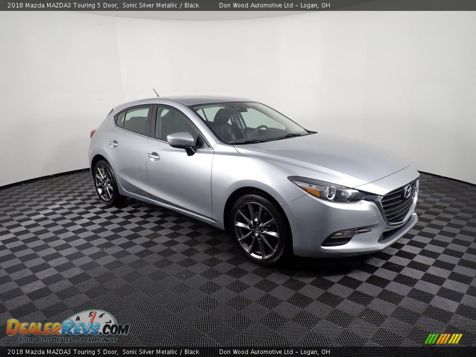 2018 Mazda MAZDA3 Touring 5 Door Sonic Silver Metallic / Black Photo #2