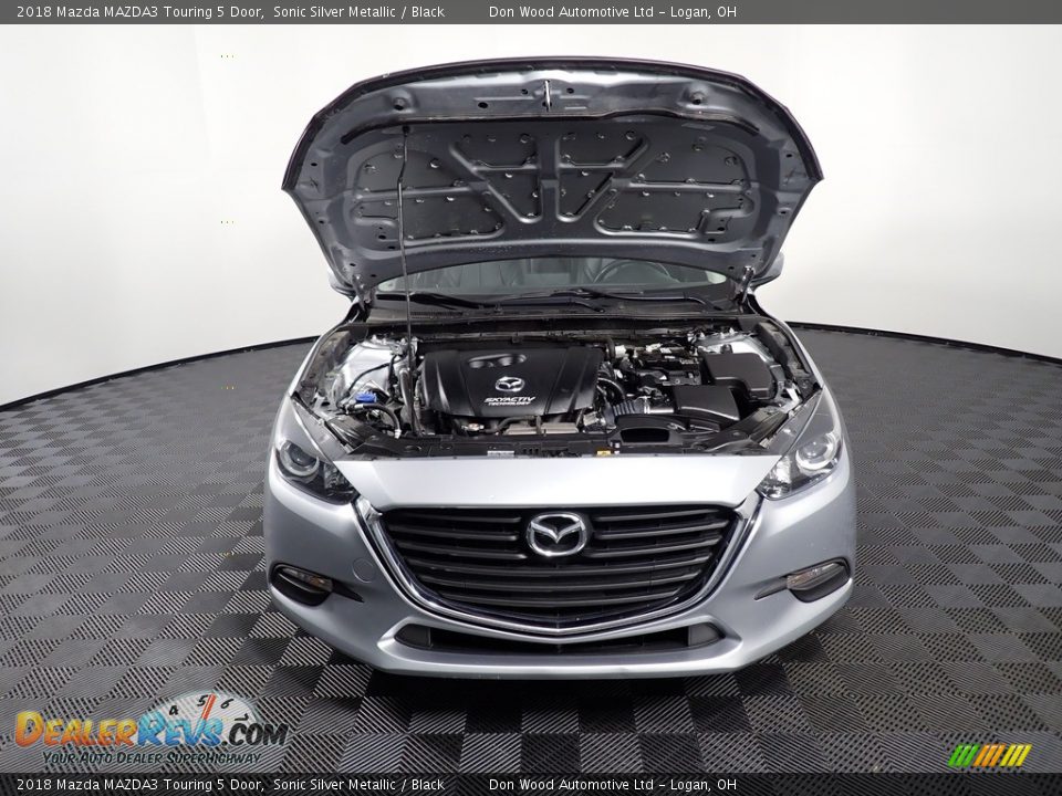 2018 Mazda MAZDA3 Touring 5 Door Sonic Silver Metallic / Black Photo #5