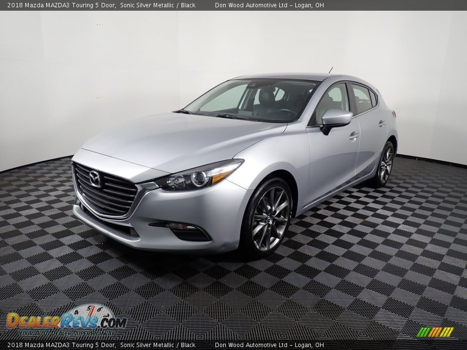 2018 Mazda MAZDA3 Touring 5 Door Sonic Silver Metallic / Black Photo #7