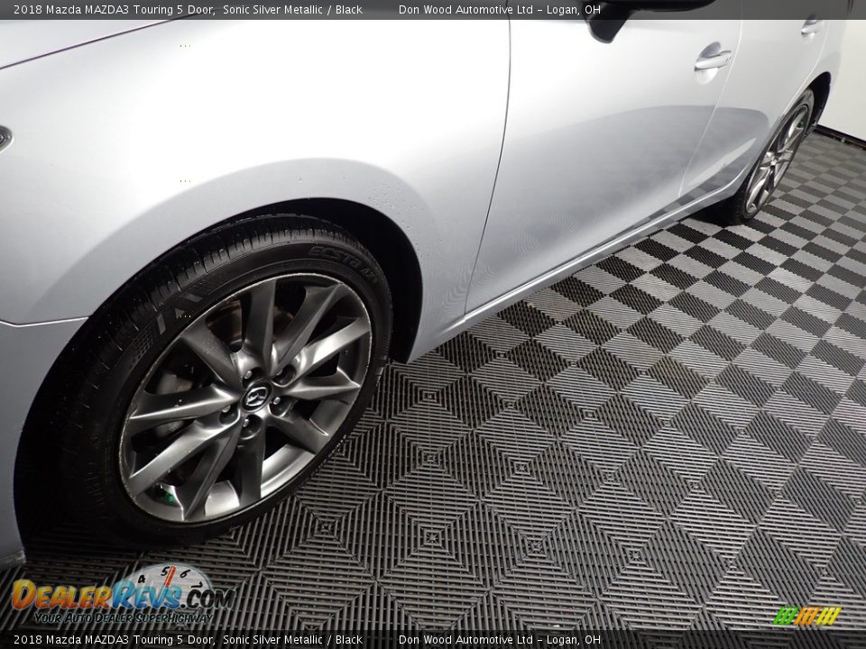 2018 Mazda MAZDA3 Touring 5 Door Sonic Silver Metallic / Black Photo #8