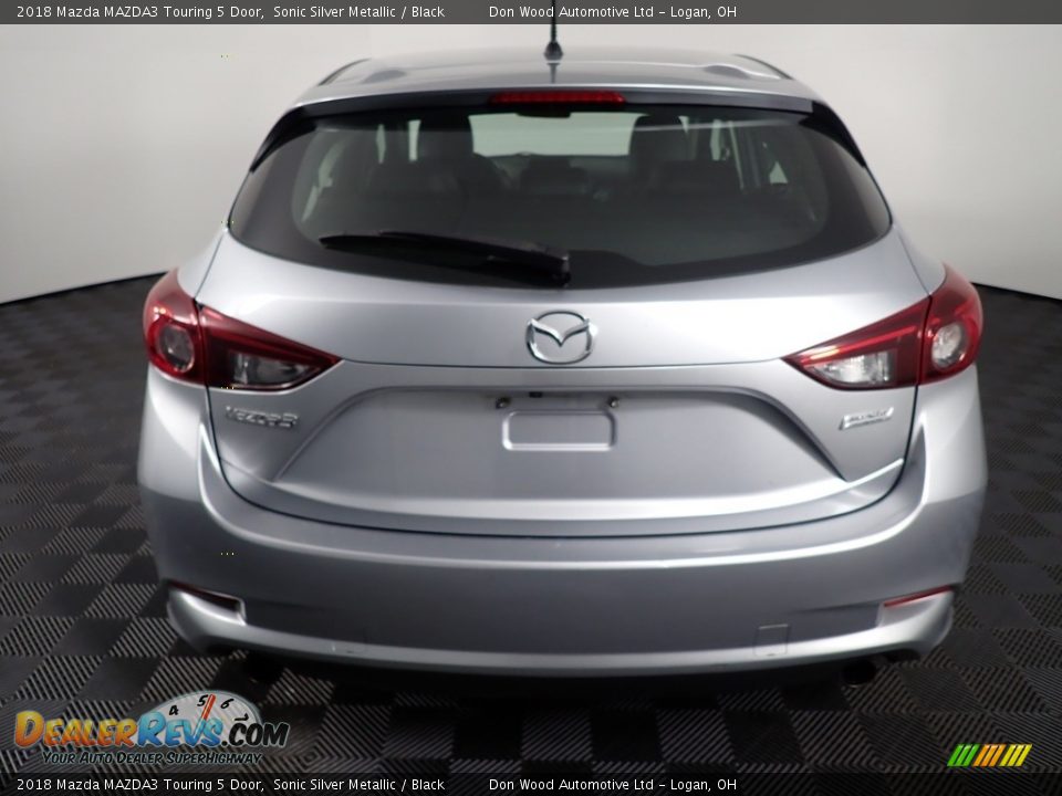2018 Mazda MAZDA3 Touring 5 Door Sonic Silver Metallic / Black Photo #11