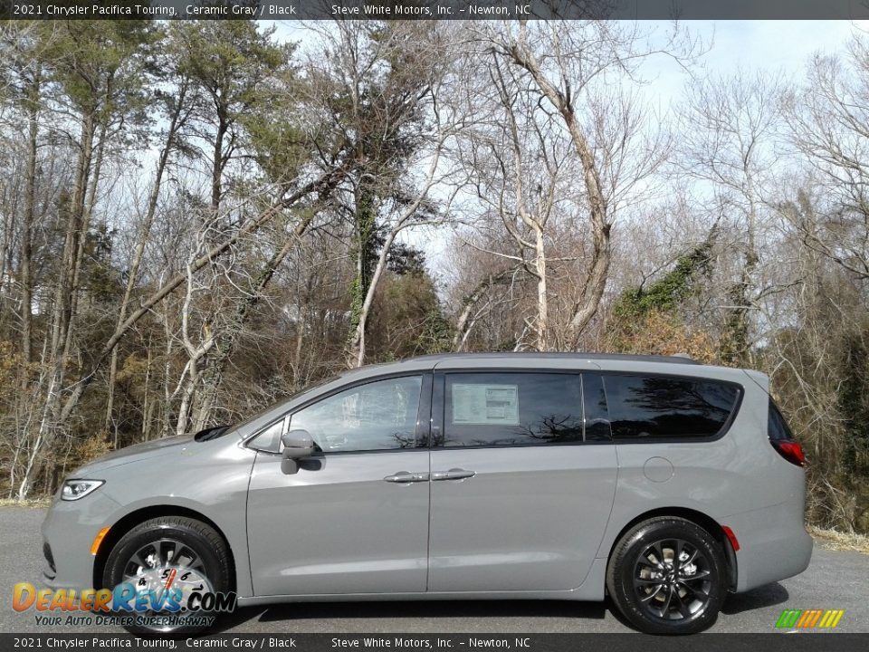 2021 Chrysler Pacifica Touring Ceramic Gray / Black Photo #1