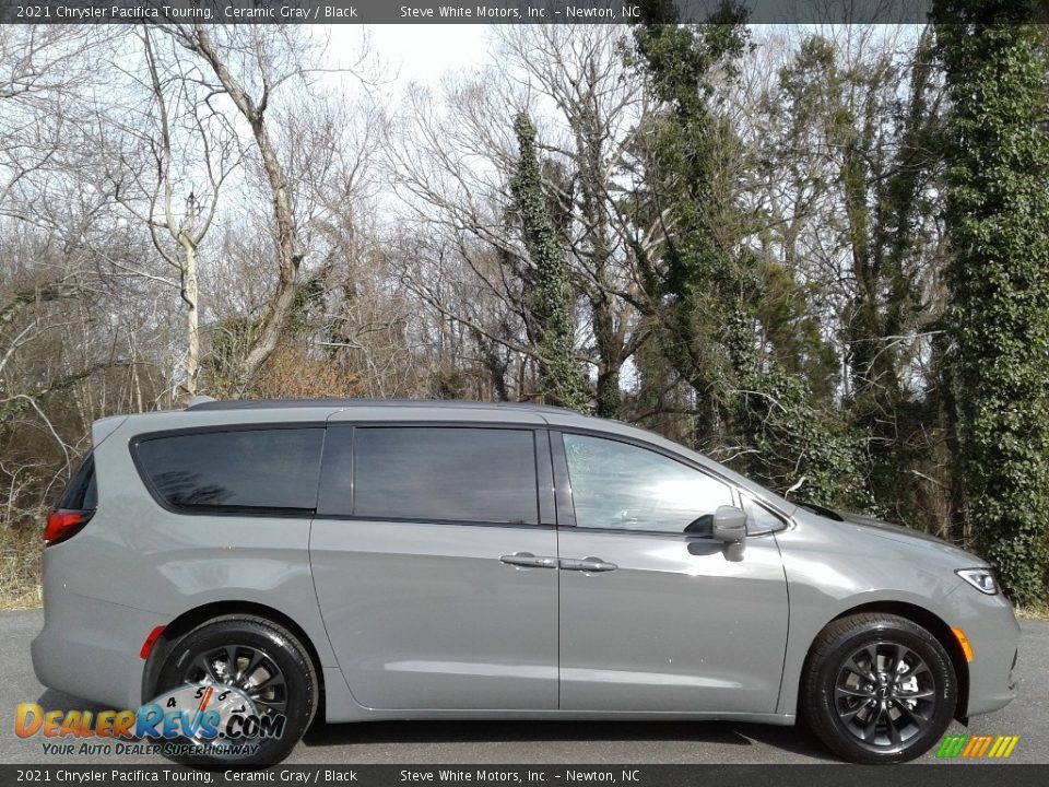 2021 Chrysler Pacifica Touring Ceramic Gray / Black Photo #5