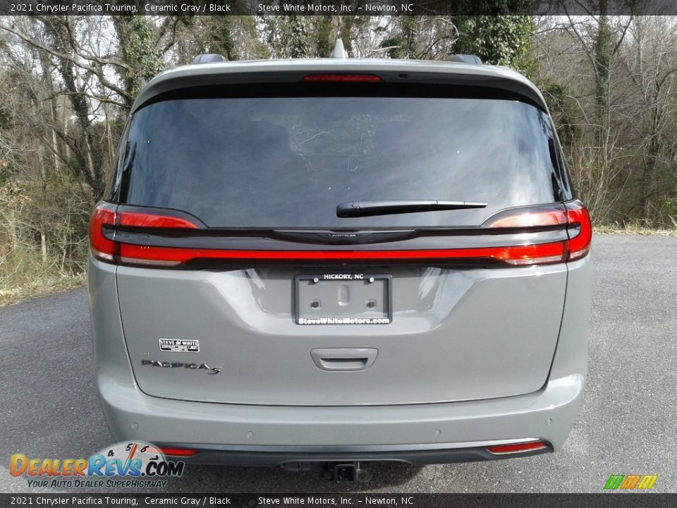 2021 Chrysler Pacifica Touring Ceramic Gray / Black Photo #7