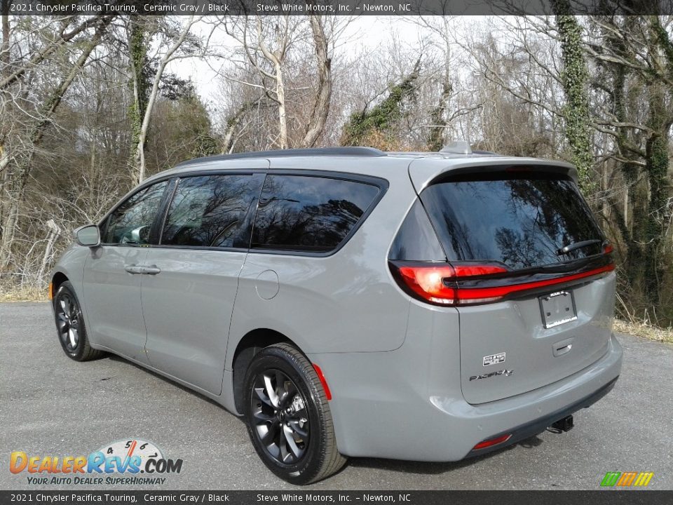 2021 Chrysler Pacifica Touring Ceramic Gray / Black Photo #8