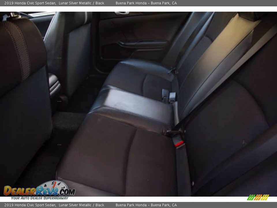 2019 Honda Civic Sport Sedan Lunar Silver Metallic / Black Photo #4
