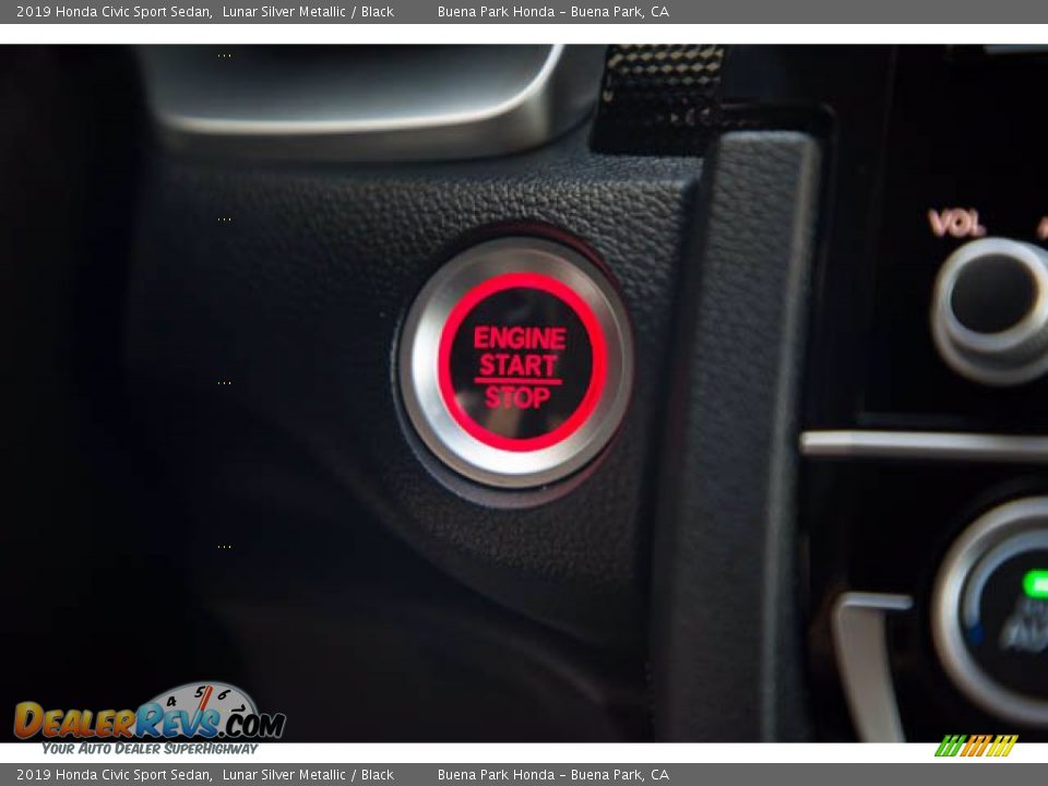 2019 Honda Civic Sport Sedan Lunar Silver Metallic / Black Photo #16