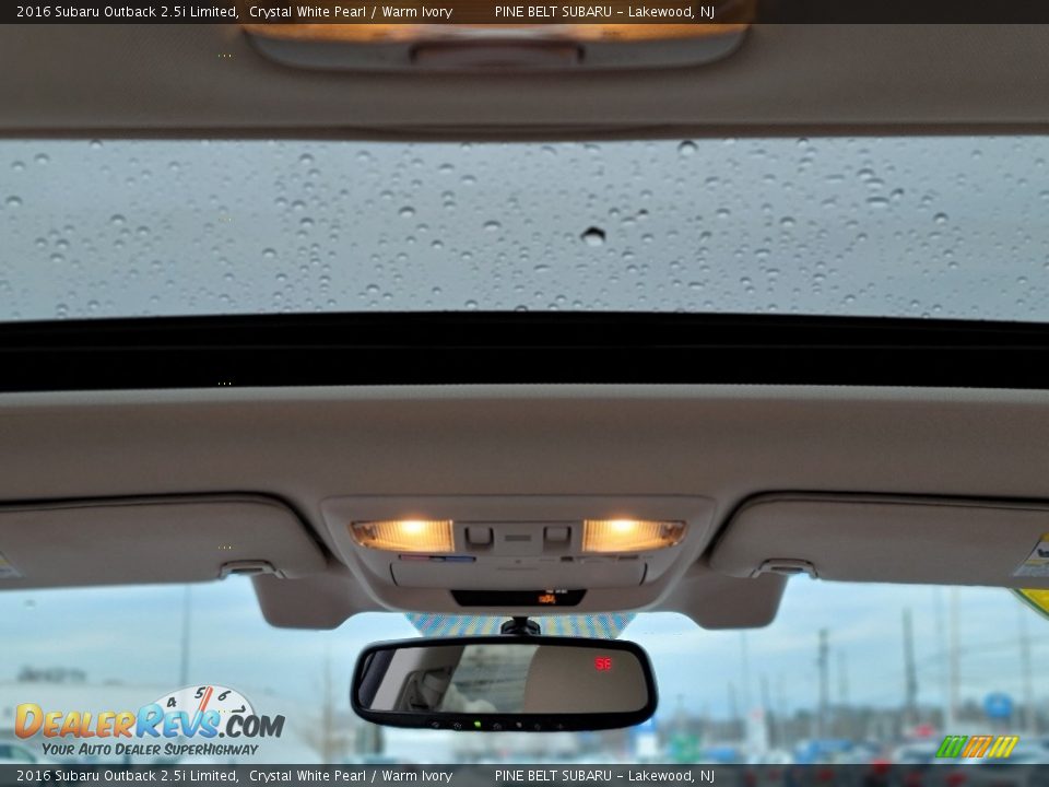 2016 Subaru Outback 2.5i Limited Crystal White Pearl / Warm Ivory Photo #12