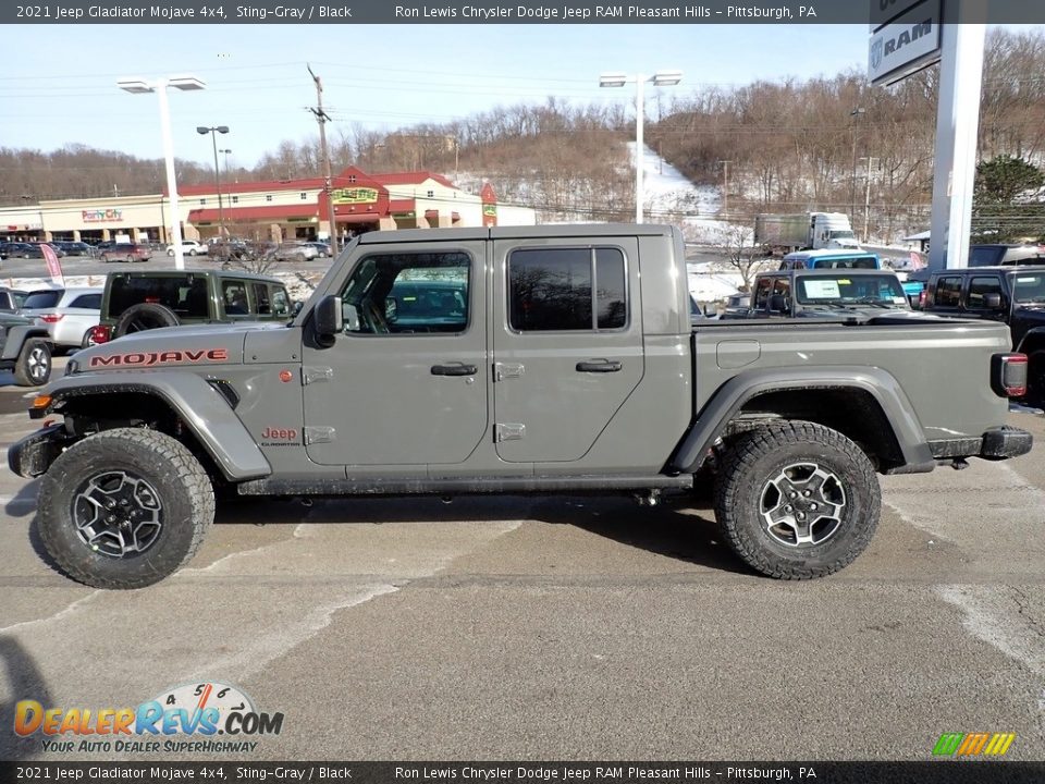 Sting-Gray 2021 Jeep Gladiator Mojave 4x4 Photo #2