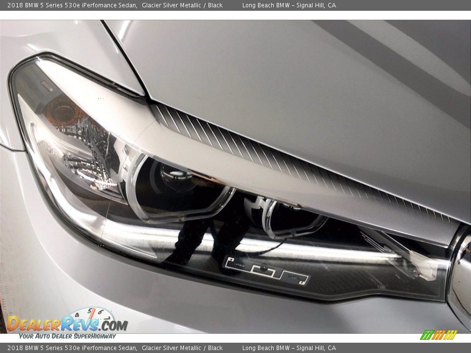 2018 BMW 5 Series 530e iPerfomance Sedan Glacier Silver Metallic / Black Photo #26
