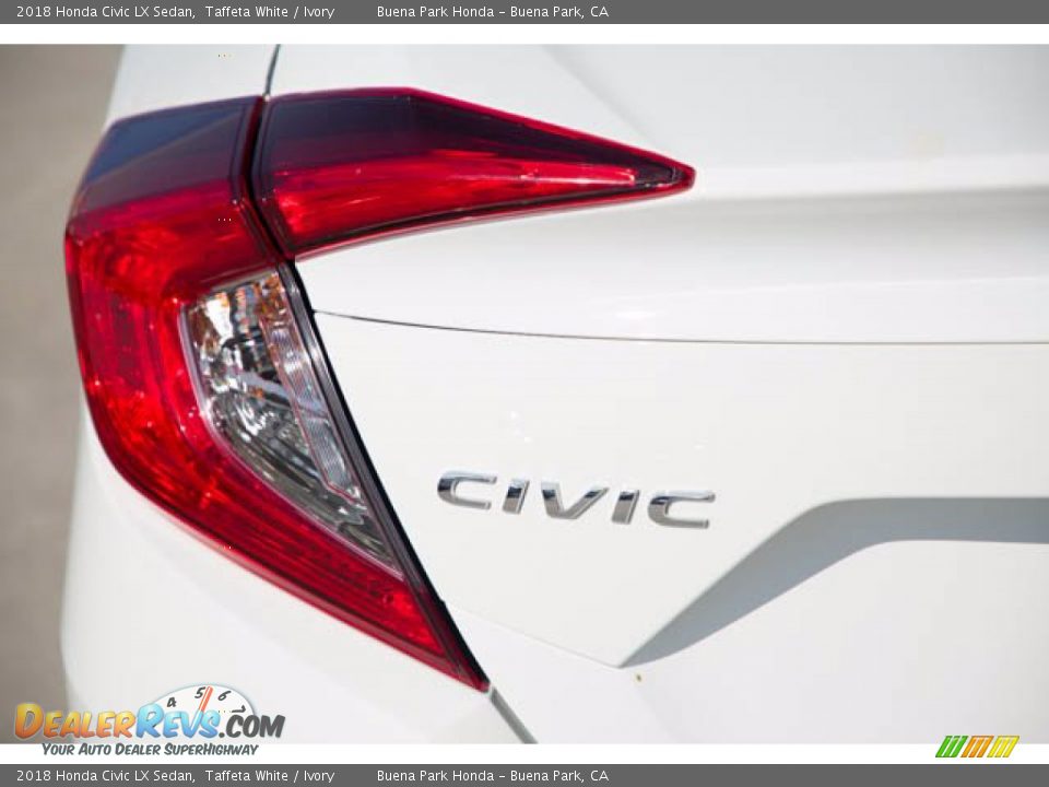 2018 Honda Civic LX Sedan Taffeta White / Ivory Photo #12