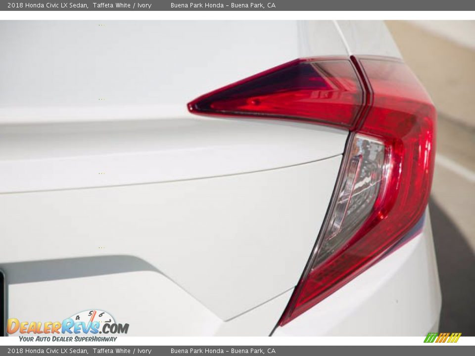 2018 Honda Civic LX Sedan Taffeta White / Ivory Photo #13