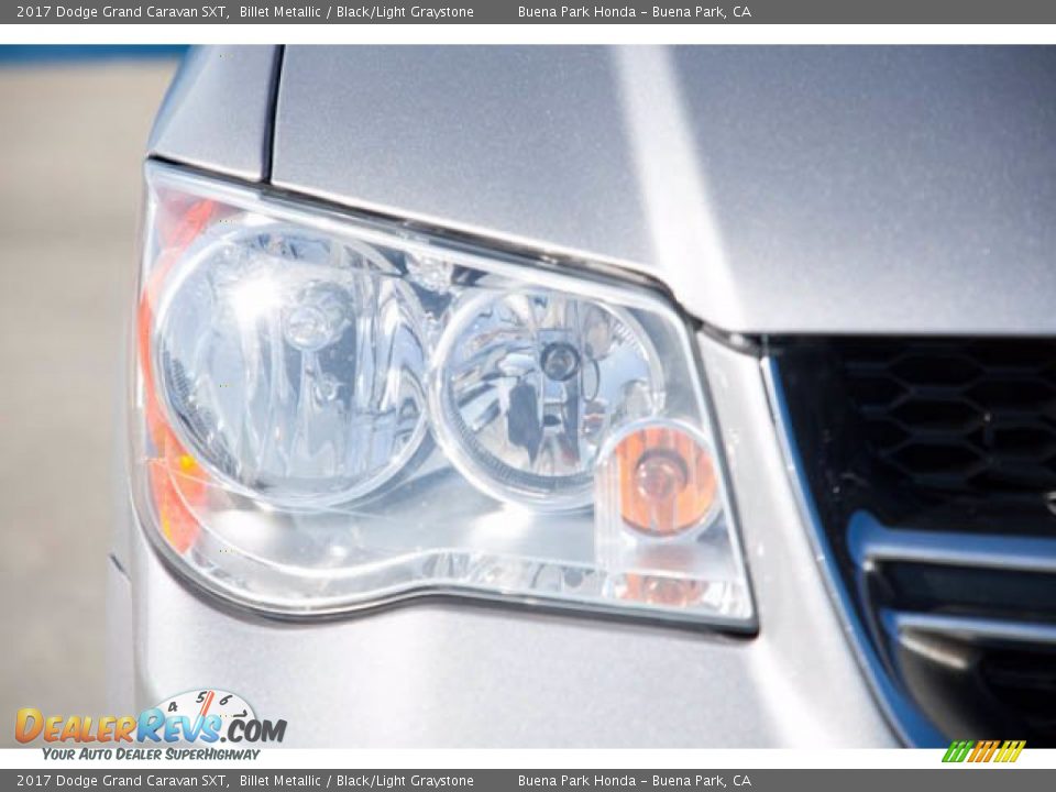 2017 Dodge Grand Caravan SXT Billet Metallic / Black/Light Graystone Photo #8