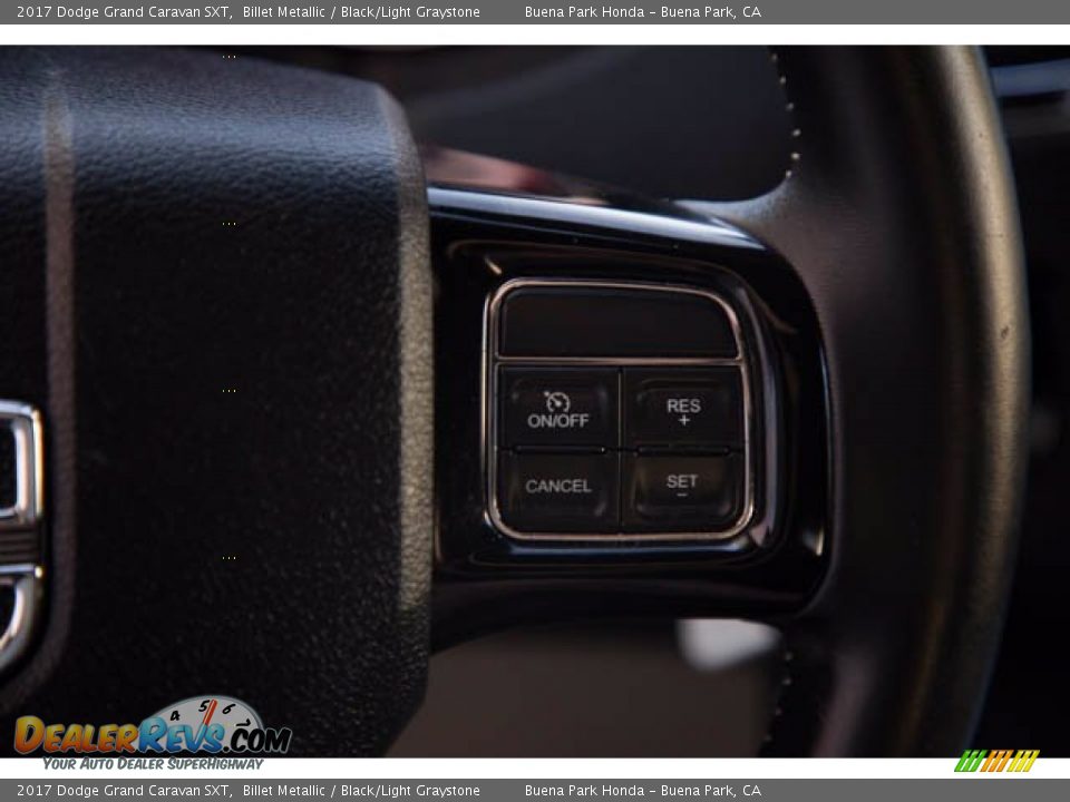 2017 Dodge Grand Caravan SXT Billet Metallic / Black/Light Graystone Photo #17