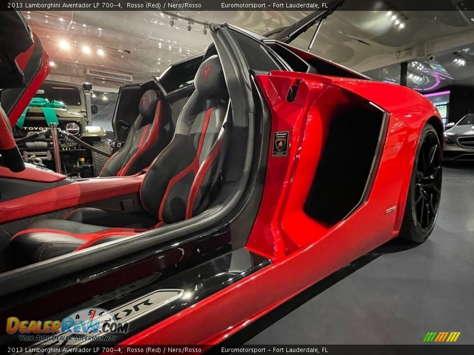 Front Seat of 2013 Lamborghini Aventador LP 700-4 Photo #6