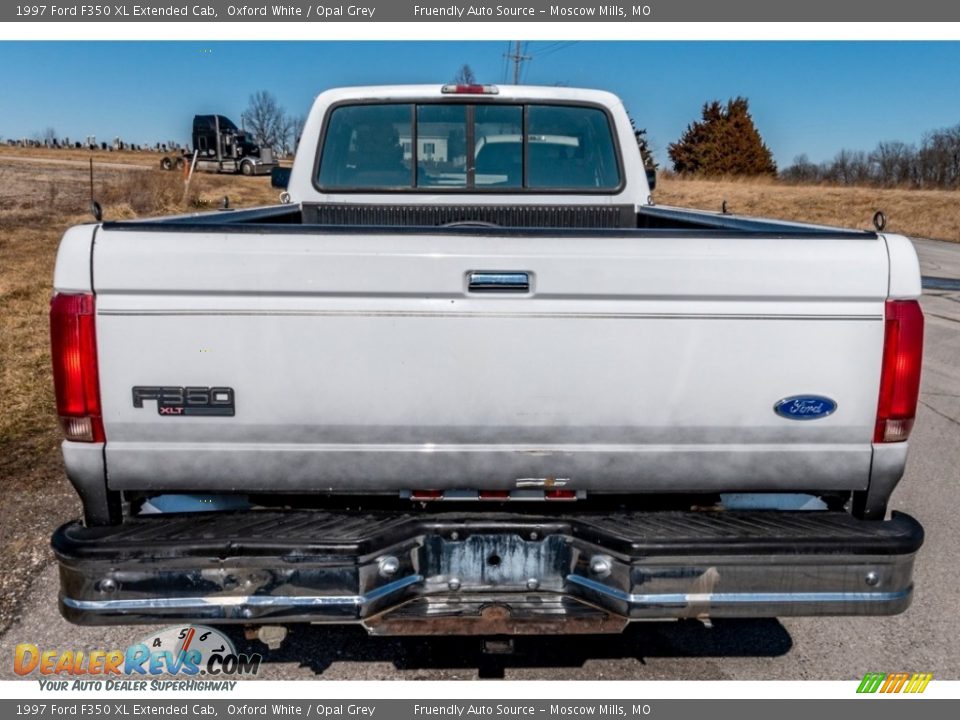 1997 Ford F350 XL Extended Cab Oxford White / Opal Grey Photo #5