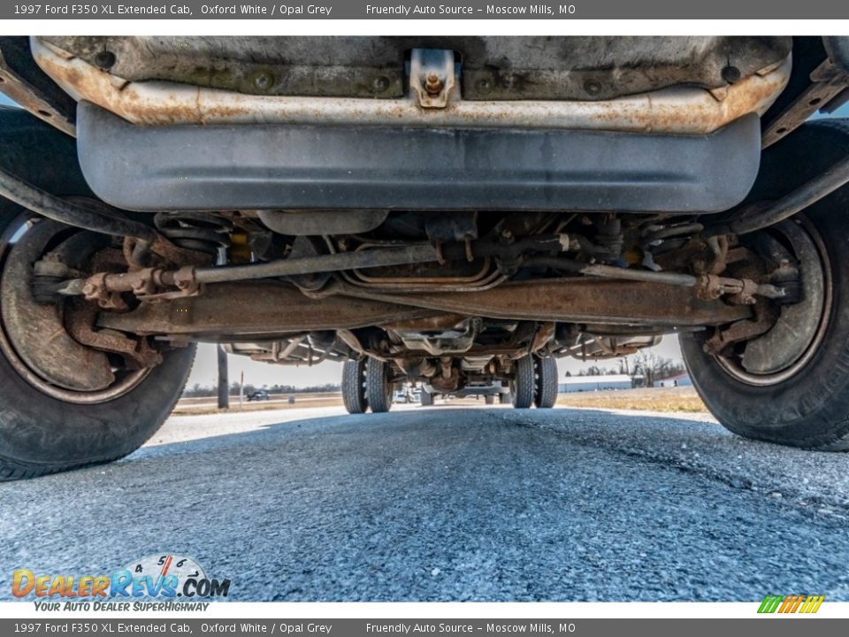 1997 Ford F350 XL Extended Cab Oxford White / Opal Grey Photo #10