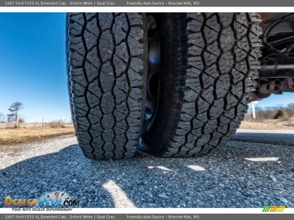 1997 Ford F350 XL Extended Cab Oxford White / Opal Grey Photo #14