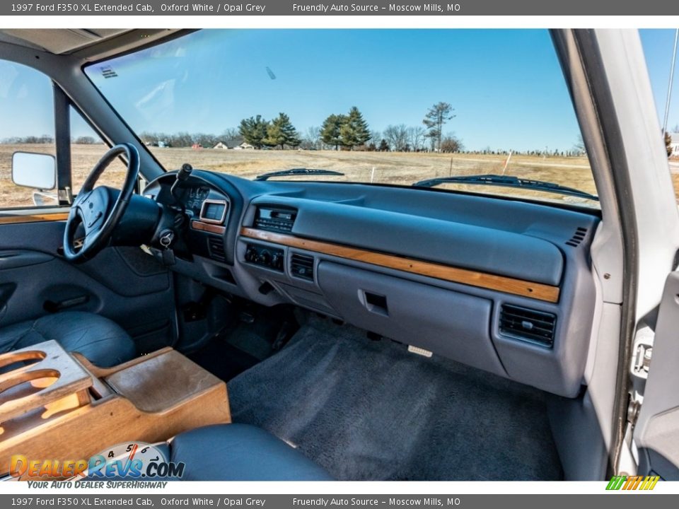 1997 Ford F350 XL Extended Cab Oxford White / Opal Grey Photo #24