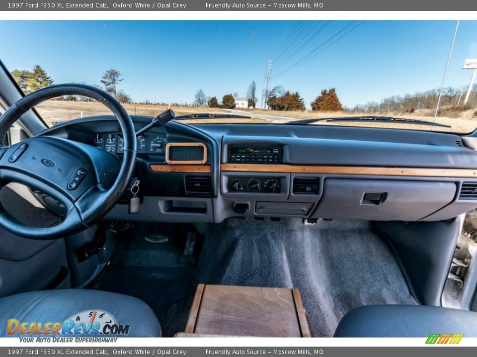 1997 Ford F350 XL Extended Cab Oxford White / Opal Grey Photo #27