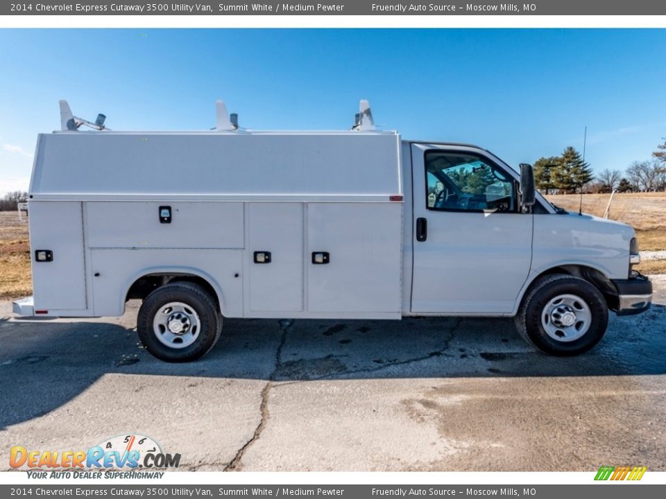 2014 Chevrolet Express Cutaway 3500 Utility Van Summit White / Medium Pewter Photo #3