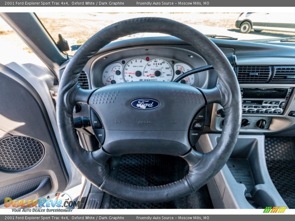 2001 Ford Explorer Sport Trac 4x4 Oxford White / Dark Graphite Photo #35