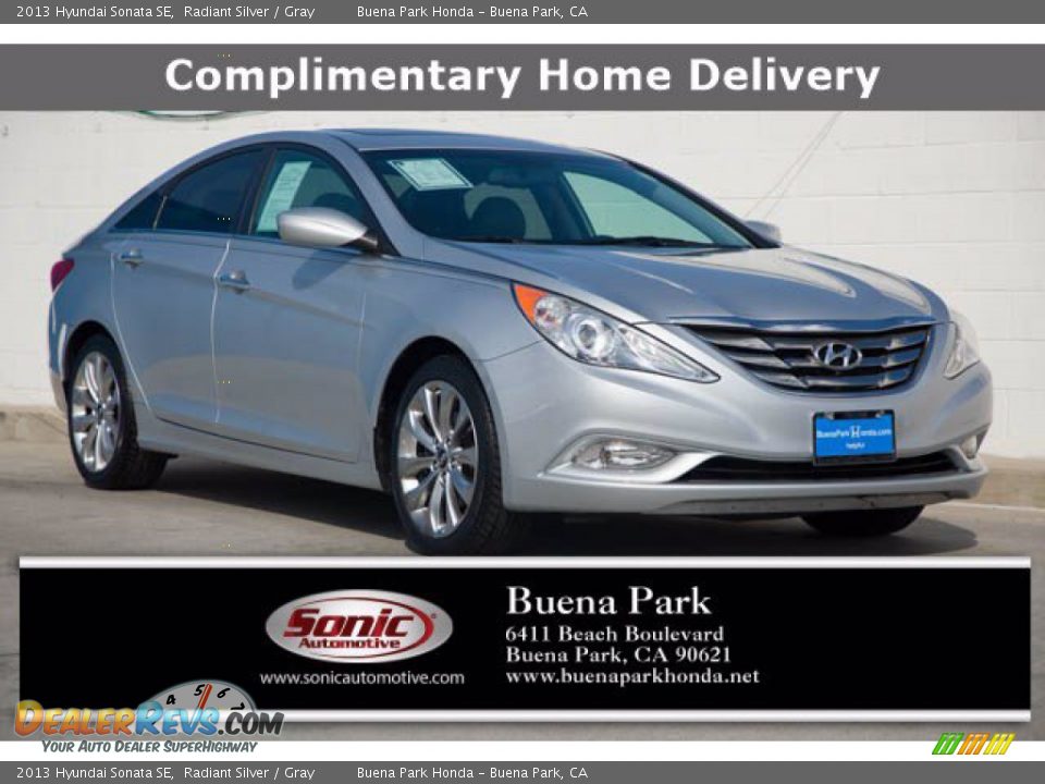 2013 Hyundai Sonata SE Radiant Silver / Gray Photo #1