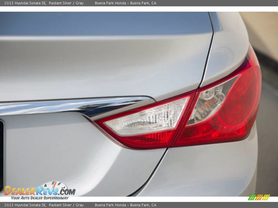 2013 Hyundai Sonata SE Radiant Silver / Gray Photo #11