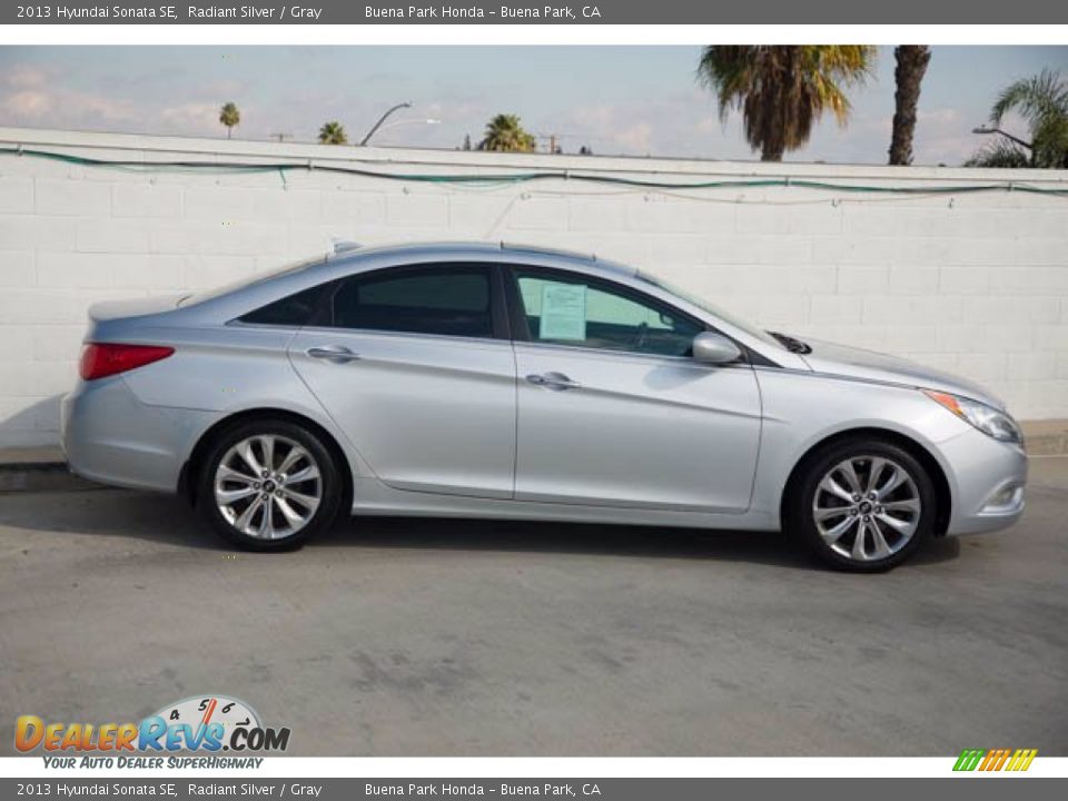 2013 Hyundai Sonata SE Radiant Silver / Gray Photo #12