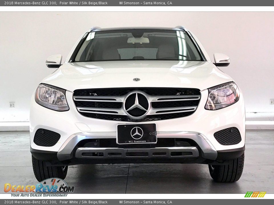 2018 Mercedes-Benz GLC 300 Polar White / Silk Beige/Black Photo #2