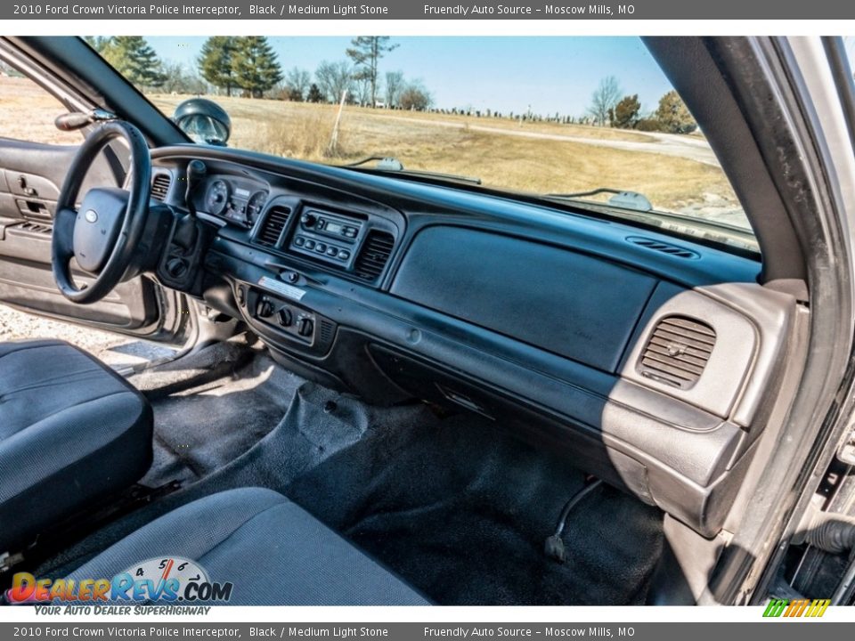 2010 Ford Crown Victoria Police Interceptor Black / Medium Light Stone Photo #27