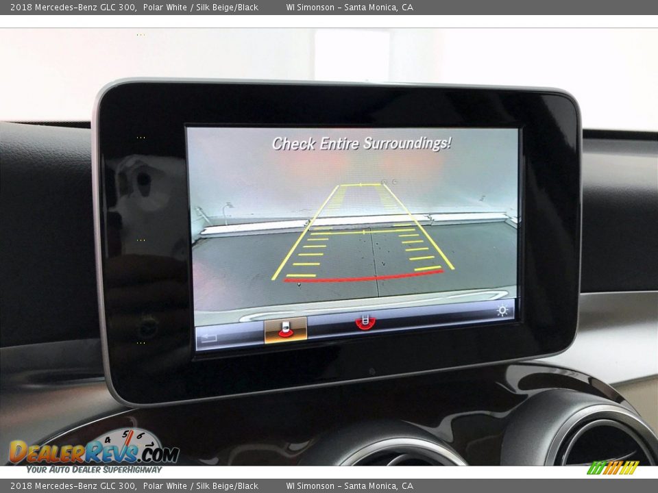 2018 Mercedes-Benz GLC 300 Polar White / Silk Beige/Black Photo #24
