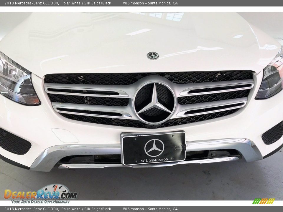 2018 Mercedes-Benz GLC 300 Polar White / Silk Beige/Black Photo #30