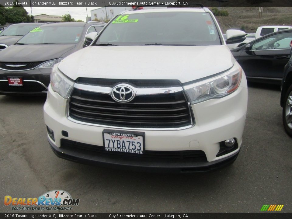 2016 Toyota Highlander XLE Blizzard Pearl / Black Photo #3