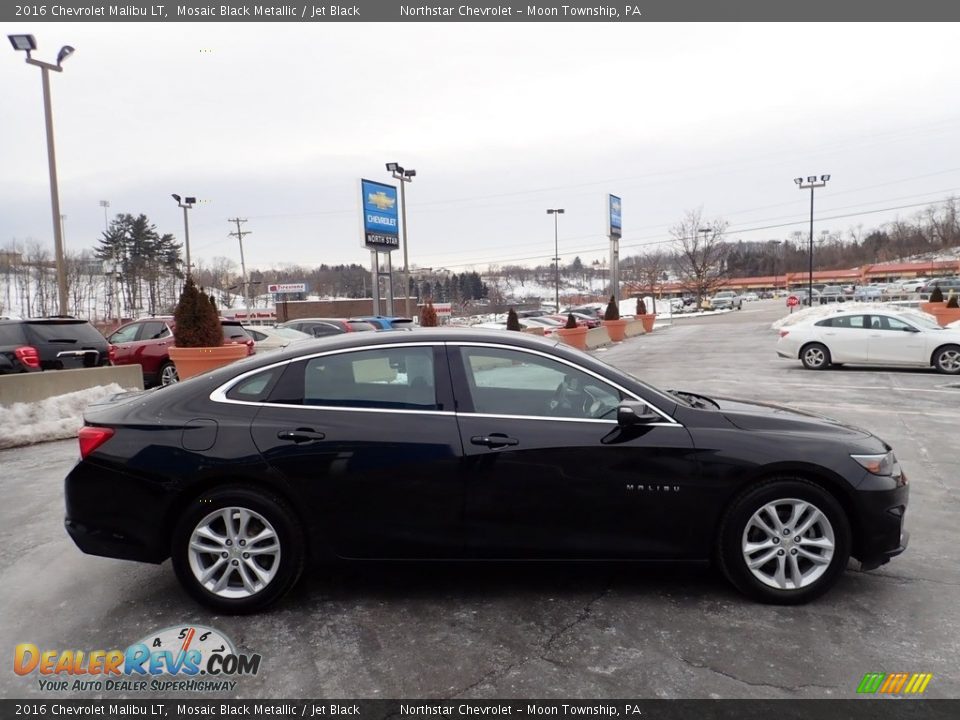 2016 Chevrolet Malibu LT Mosaic Black Metallic / Jet Black Photo #10