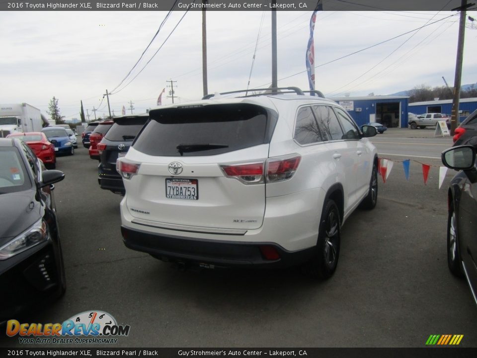 2016 Toyota Highlander XLE Blizzard Pearl / Black Photo #6